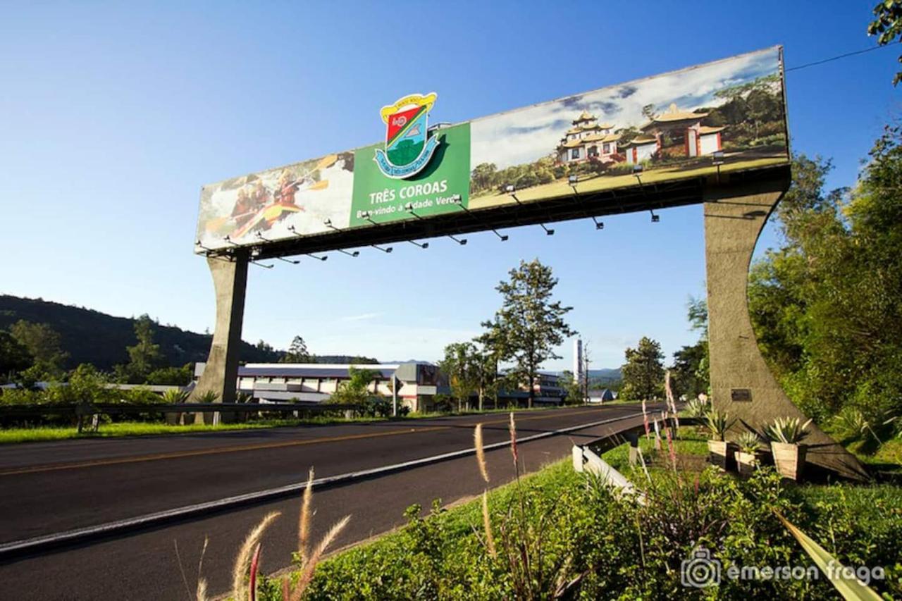 Grey House, Proximo A Gramado E Ao Templo Budista Holiday home Tres Coroas