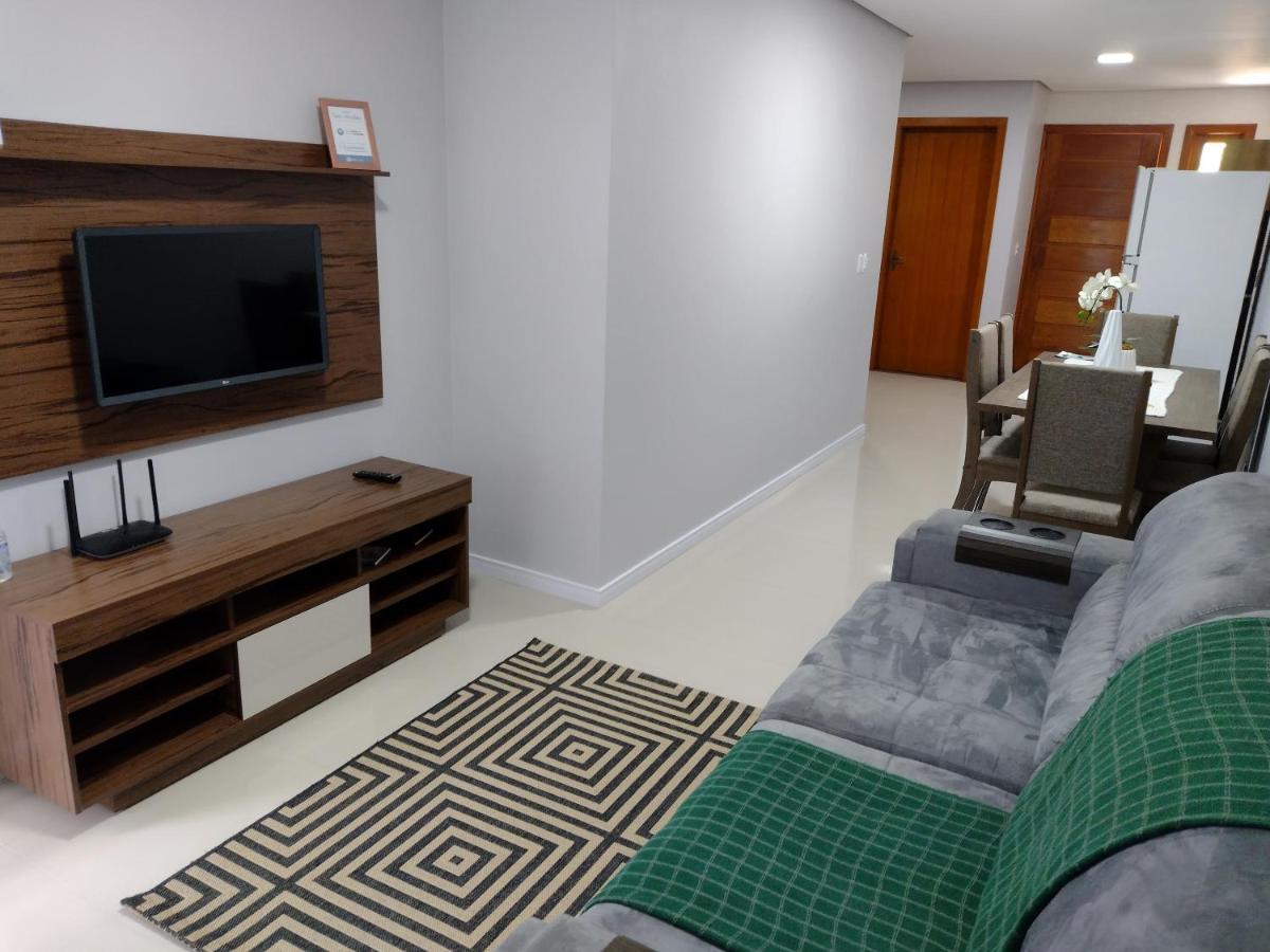 Grey House, Proximo A Gramado E Ao Templo Budista Holiday home *